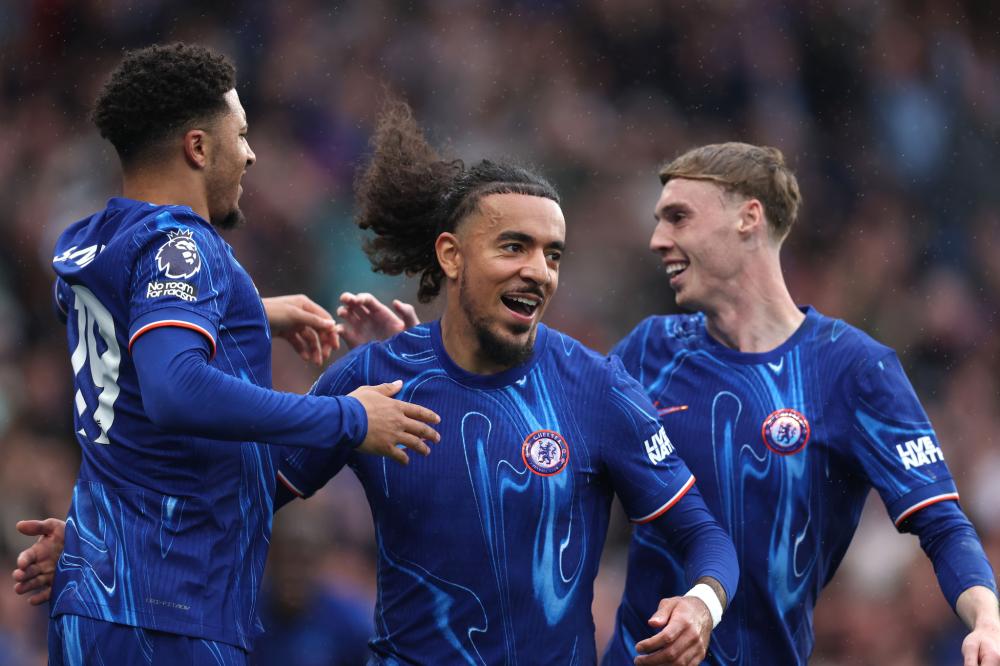 两位选手在 两位选手在